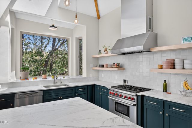167 Tessa Lane, Ashland, OR 97520