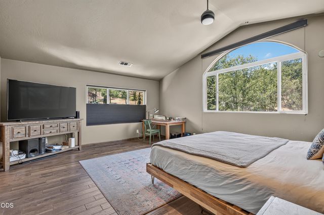 167 Tessa Lane, Ashland, OR 97520