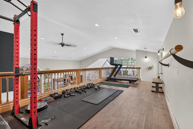 167 Tessa Lane, Ashland, OR 97520