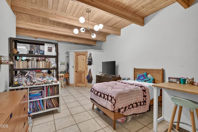 167 Tessa Lane, Ashland, OR 97520