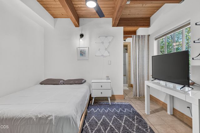167 Tessa Lane, Ashland, OR 97520