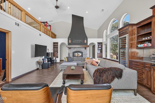 167 Tessa Lane, Ashland, OR 97520