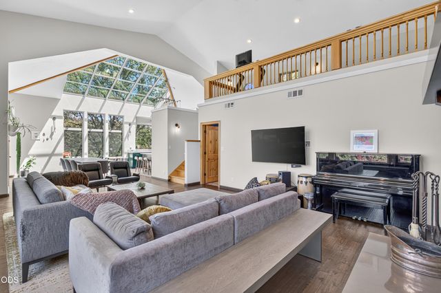 167 Tessa Lane, Ashland, OR 97520