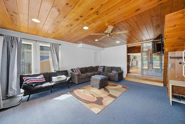 37 Bay Street, Goffstown, NH 03045