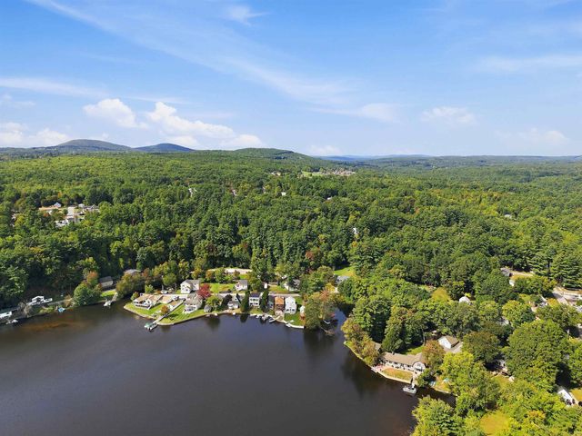 37 Bay Street, Goffstown, NH 03045