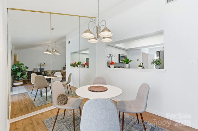 9401 S Vicksburg Park Court, Charlotte, NC 28210