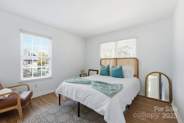 9401 S Vicksburg Park Court, Charlotte, NC 28210