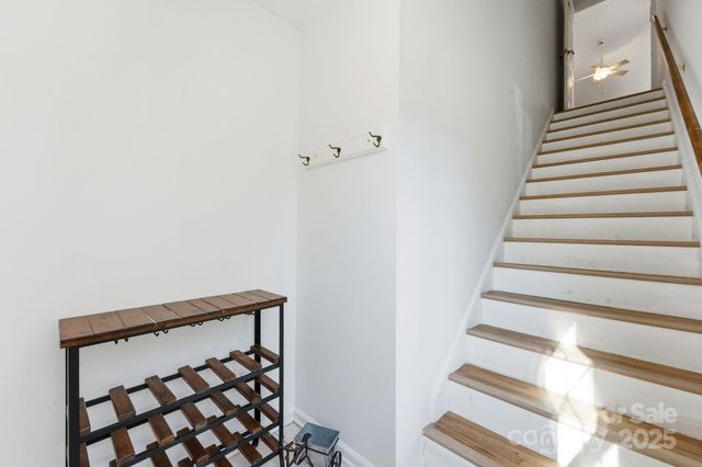 9401 S Vicksburg Park Court, Charlotte, NC 28210