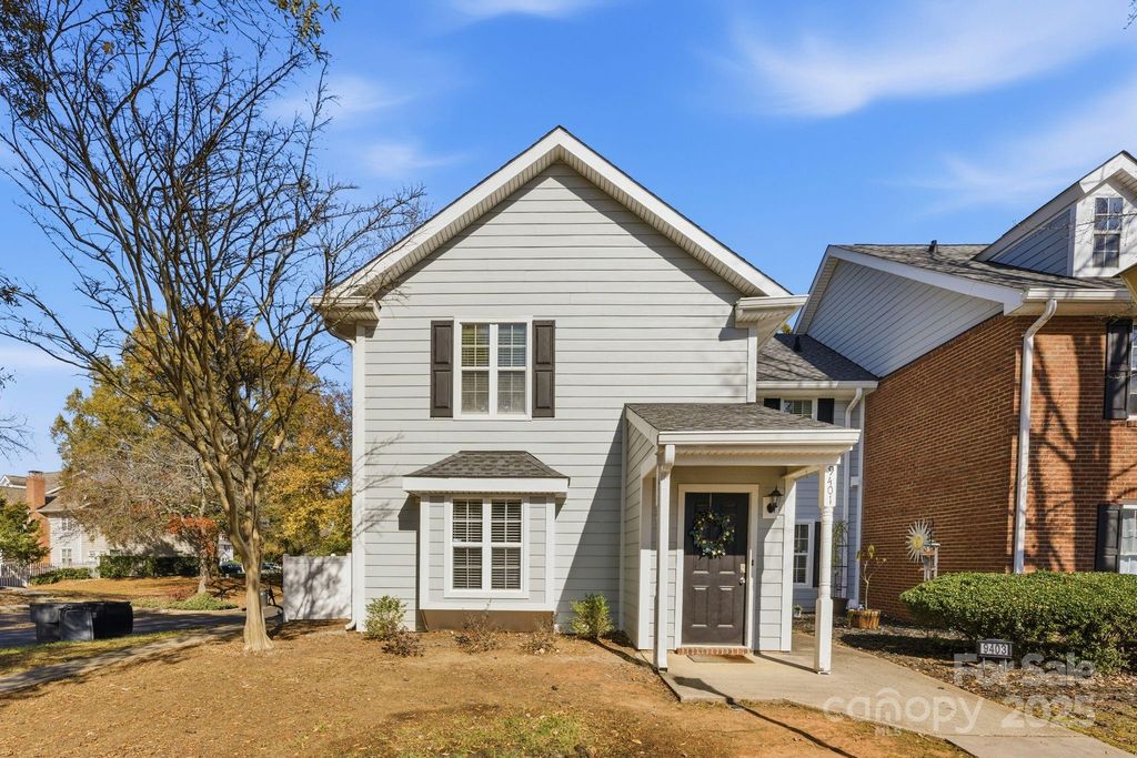 9401 S Vicksburg Park Court, Charlotte, NC 28210