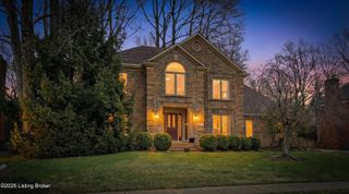 10935 Old Harrods Woods Cir, Louisville, KY 40223