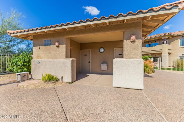 8880 E PARAISO Drive 105, Scottsdale, AZ 85255