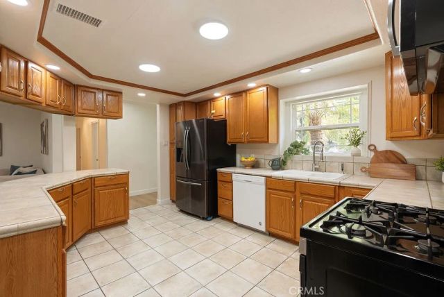 3920 Melody Lane, Riverside, CA 92504