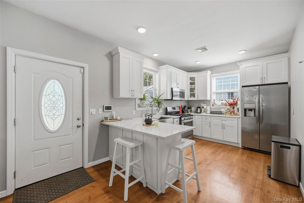 214 Prospect Street, Newburgh, NY 12550 — photo 4