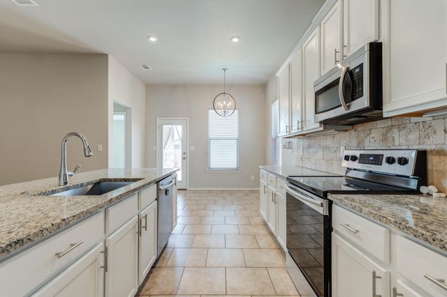 7519 101st Street, Lubbock, TX 79424