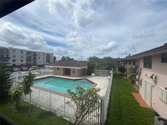 5851 W 20th Ave 409, Hialeah, FL 33012