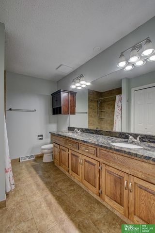 12311 Franklin Street, Omaha, NE 68154