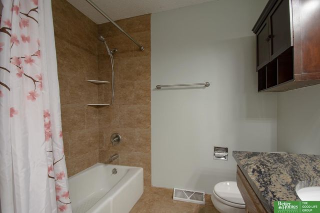12311 Franklin Street, Omaha, NE 68154