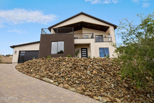 940 N Waters Edge Way, Prescott, AZ 86303