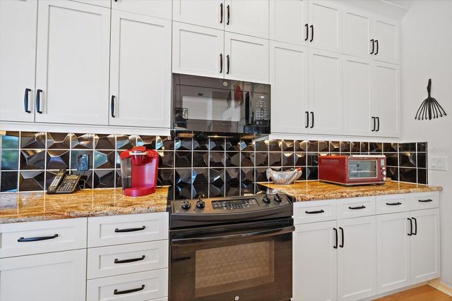 413 FIELDSTONE DRIVE, Venice, FL 34292