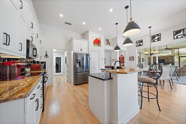 413 FIELDSTONE DRIVE, Venice, FL 34292