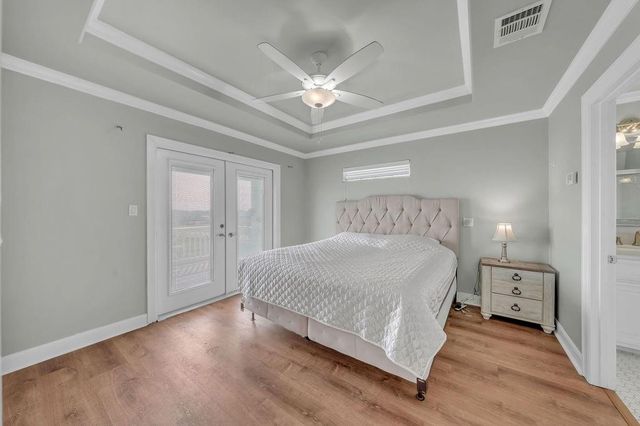 128 Mar Vista Court, Surfside Beach, TX 77541