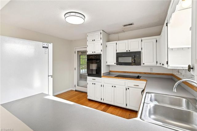 82 Landis Road, Marion, NC 28752