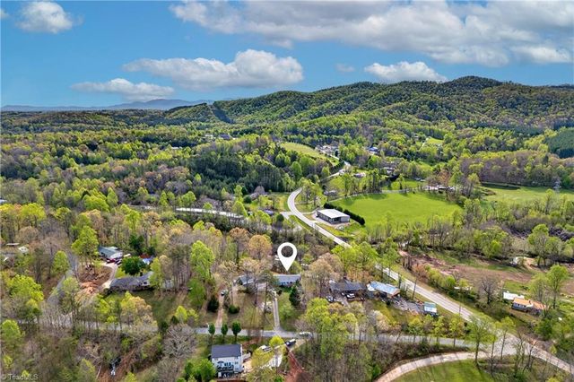 82 Landis Road, Marion, NC 28752