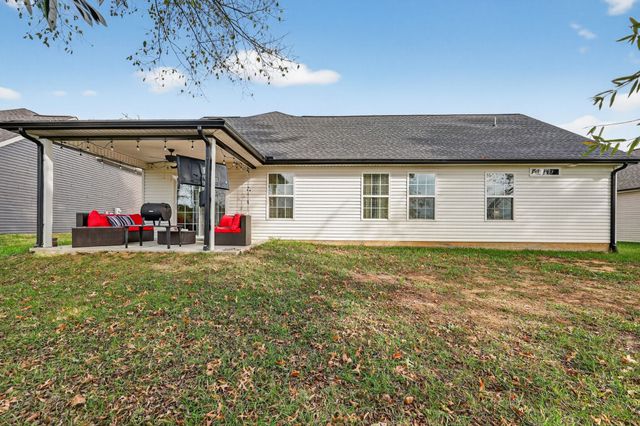 349 Fieldstone Ln, Springfield, TN 37172