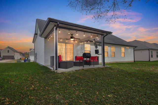 349 Fieldstone Ln, Springfield, TN 37172