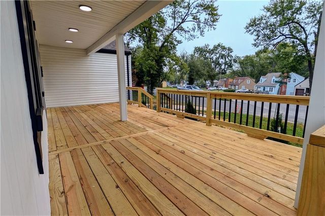 2720 N 33rd Street, Kansas City, KS 66104