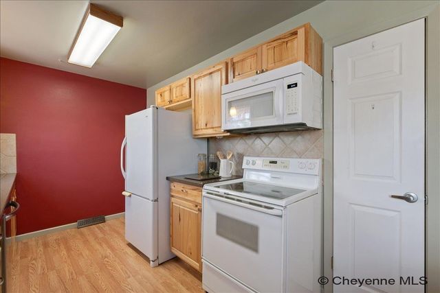 3939 E 8TH ST, Cheyenne, WY 82001