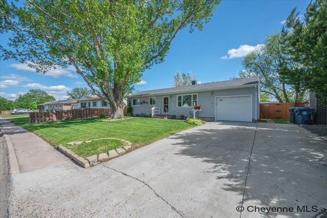 3939 E 8TH ST, Cheyenne, WY 82001