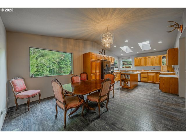 61842 DAVIS SLOUGH Rd, Coos Bay, OR 97420