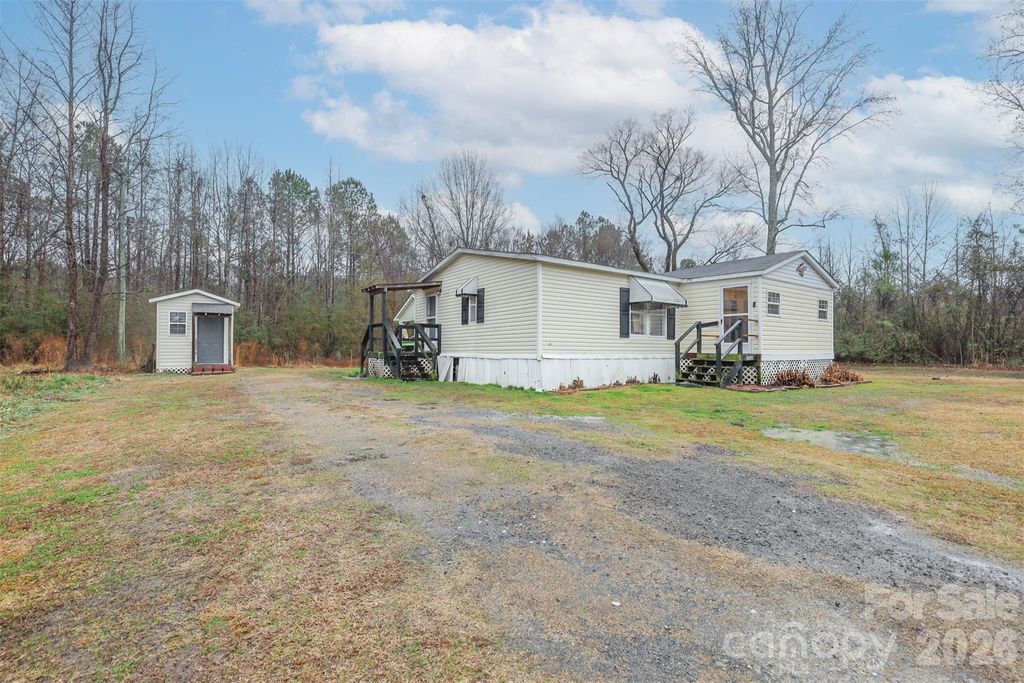 1224 Astoria Road, Jamesville, NC 27846