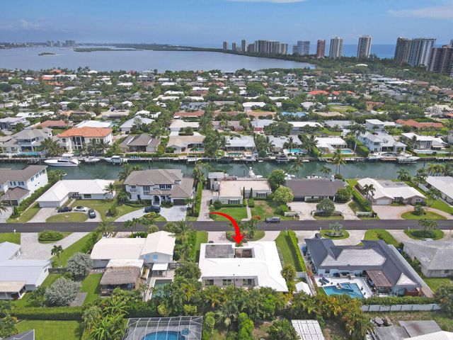 1211 Bimini Lane, Singer Island, FL 33404
