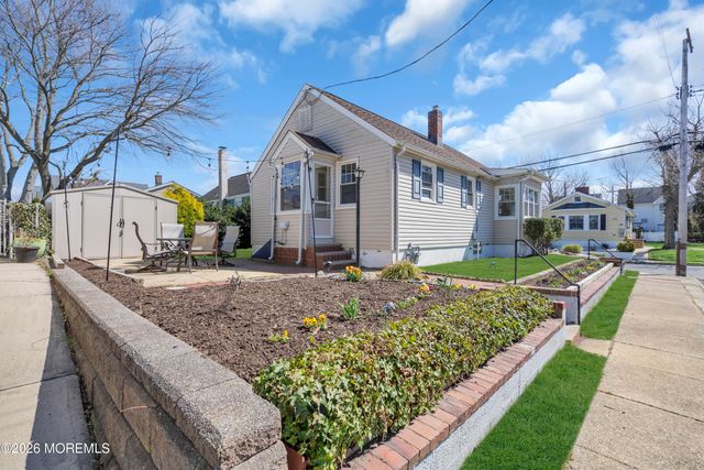 137 Inskip Avenue, Ocean Grove, NJ 07756