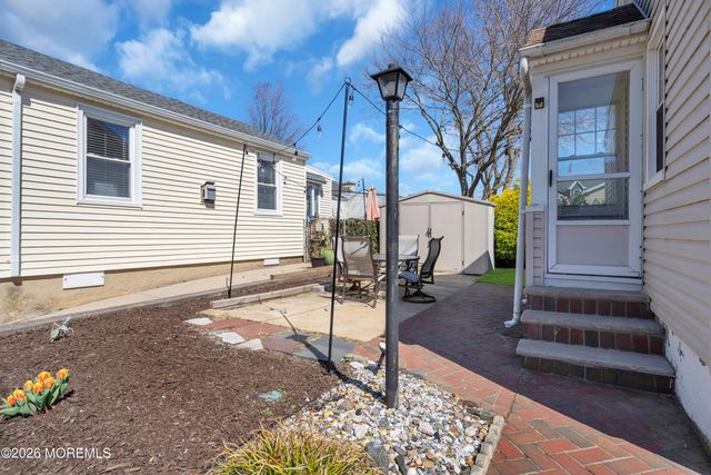 137 Inskip Avenue, Ocean Grove, NJ 07756