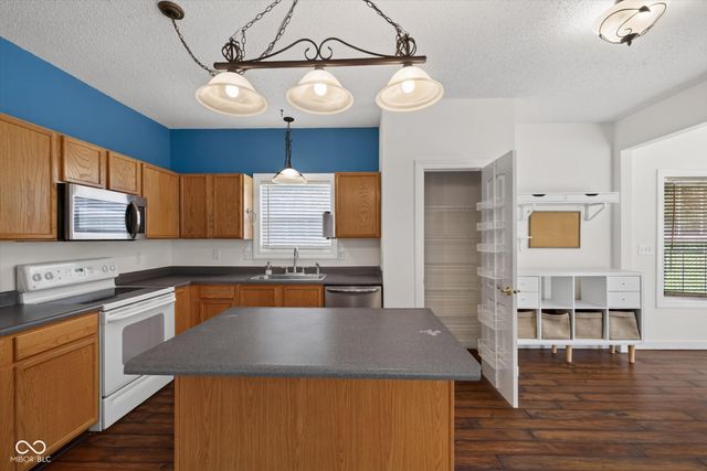 1400 W Caber Court, Bloomington, IN 47403