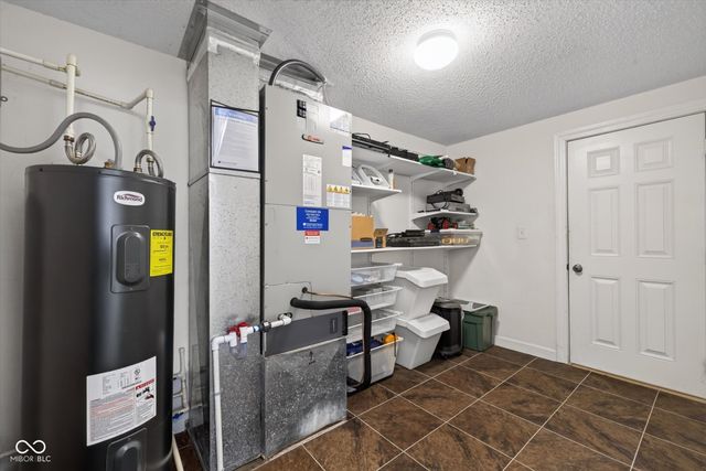 1400 W Caber Court, Bloomington, IN 47403