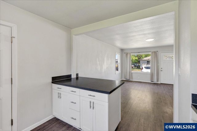 530 Bradley St SE, Albany, OR 97321