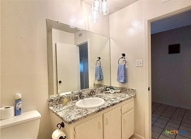 458 S Pirates Cove 4, Port O'connor, TX 77982