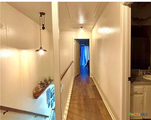 458 S Pirates Cove 4, Port O'connor, TX 77982