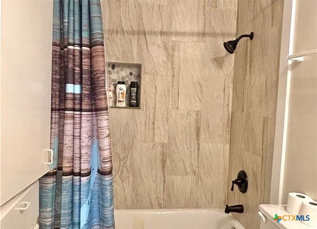 458 S Pirates Cove 4, Port O'connor, TX 77982