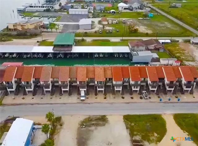 458 S Pirates Cove 4, Port O'connor, TX 77982