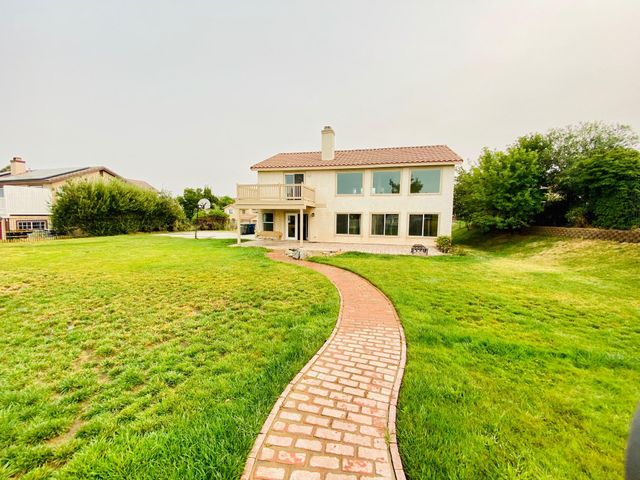 5539 Avenida Entrada, Palmdale, CA 93551