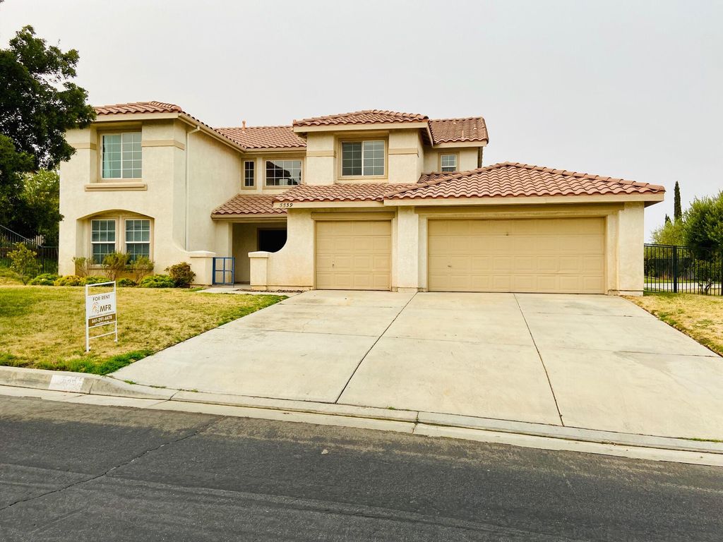 5539 Avenida Entrada, Palmdale, CA 93551