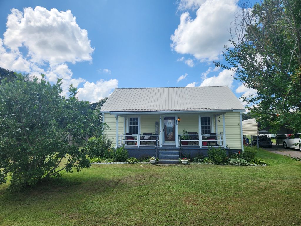 110 Hummingbird Dr, Tullahoma, TN 37388