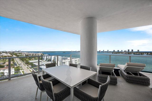 220 Lake Shore Drive 1401, Lake Park, FL 33403