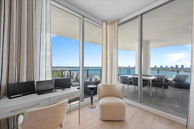 220 Lake Shore Drive 1401, Lake Park, FL 33403