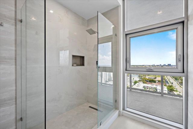 220 Lake Shore Drive 1401, Lake Park, FL 33403